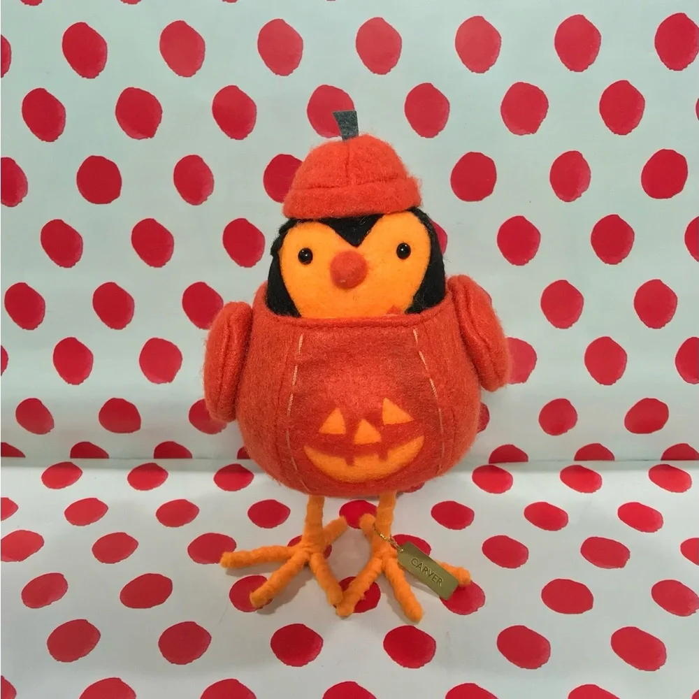 Target 2017 Carver Hyde and Eek Bird Halloween Pumpkin